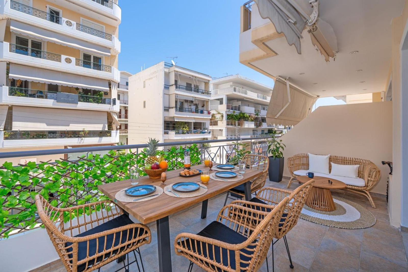 Luxurious Coastal Retreat In Central Glyfada Atenas Exterior foto